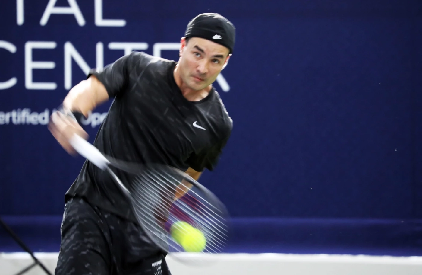 "สุวัจน์" เปิดงาน "สนามเทนนิสอินดอร์ 8 สนาม" หวังสร้างนักกีฬาสู่ระดับสากล