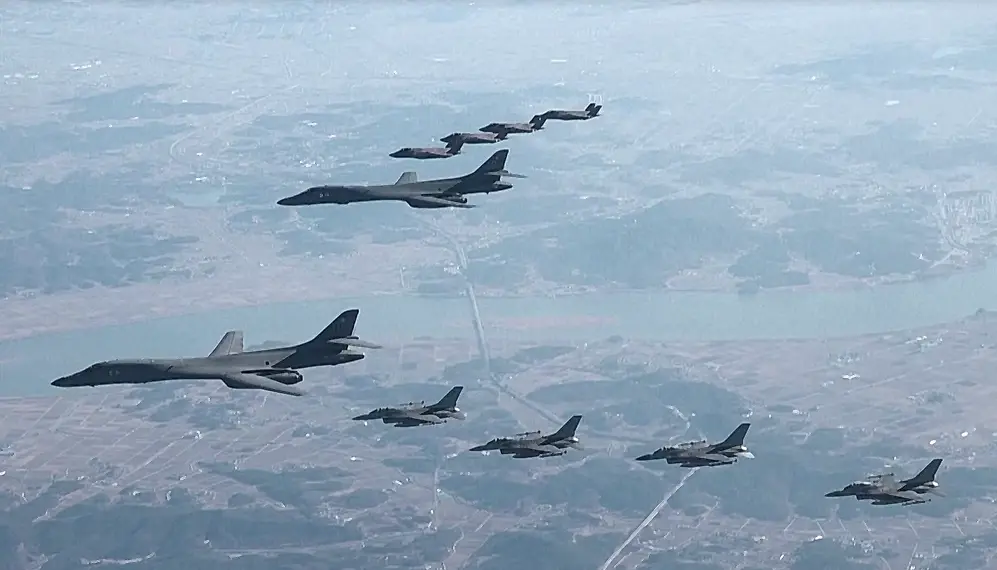 เกาหลีใต้-สหรัฐฯ จัดการซ้อมรบ หลังเกาหลีเหนือยิงขีปนาวุธ ICBM