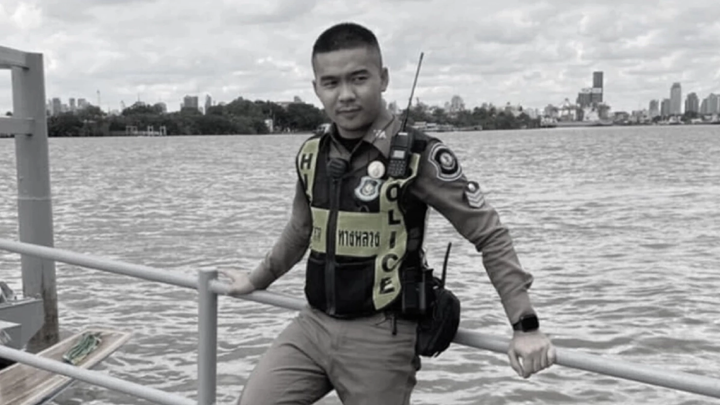 โซเชียลแห่อาลัย ส.ต.อ.เศรษฐการ ลอยขามป้อม ตำรวจน้ำดี ถูกวีออส สีดำชนเสียชีวิต