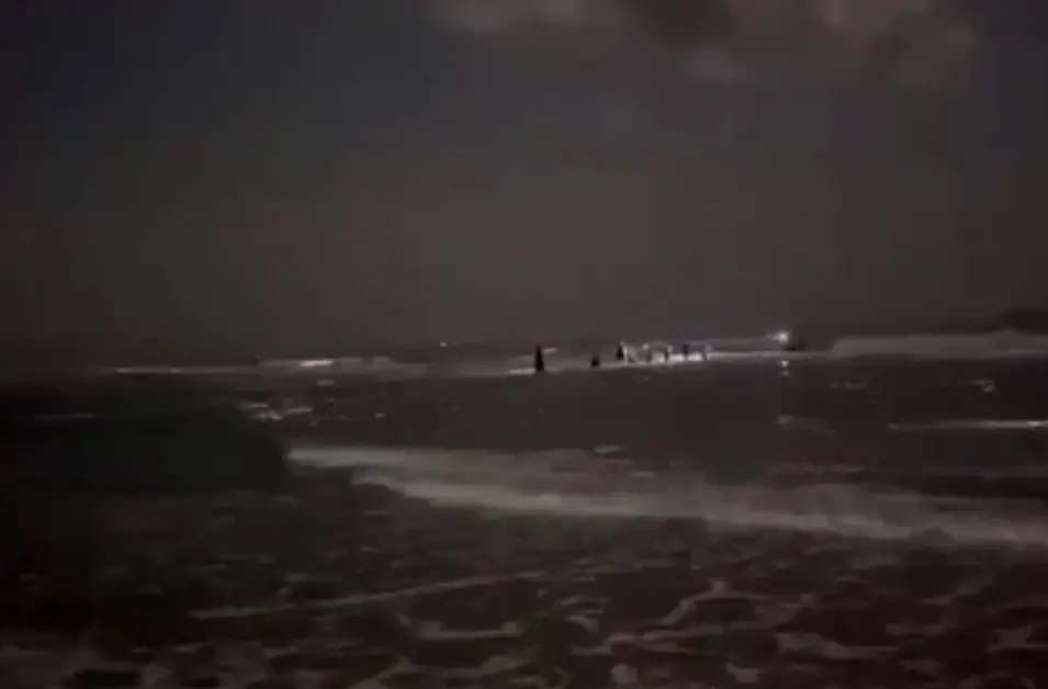พบแล้วร่าง "น้องเกมส์" ที่ถูกคลื่นทะเลดูดจมหาย โผล่หาดห่างจุดเกิดเหตุ 2 กม.