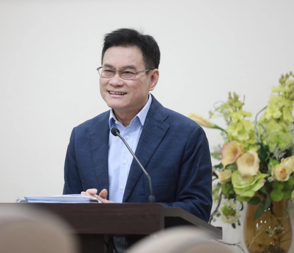 นายจุรินทร์ ลักษณวิศิษฏ์ รัฐมนตรีว่าการกระทรวงพาณิชย์