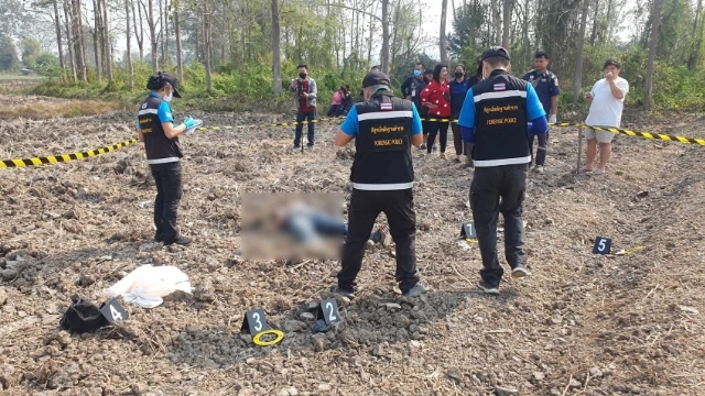 ด.ต.เปรม ตั๋นตุ้ย ผบ.หมู่ สส. สภ.เวียงชัย ถูกคนร้ายยิงเสียชีวิต ขณะเข้าปิดล้อมตรวจค้น