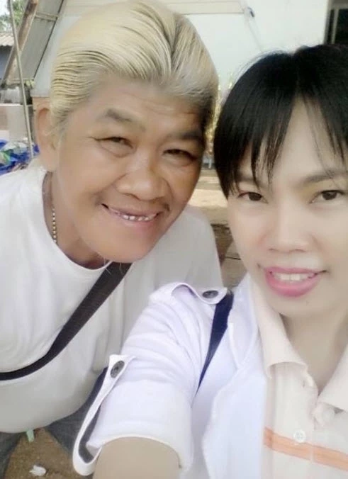 "ยายชา เถิดเทิง"  70 ยังแจ๋ว เปิดตัวภรรยาเด็กอายุห่าง 28 ปี