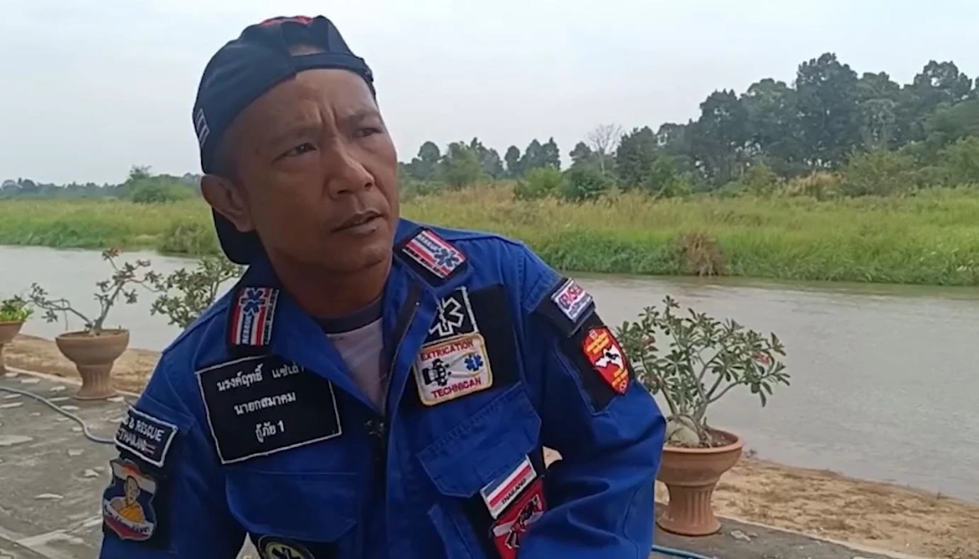 เจอแล้ว! จระเข้โผล่ริมแม่น้ำปิง ท่าทางหิวโซ เจ้าหน้าที่เร่งจับ