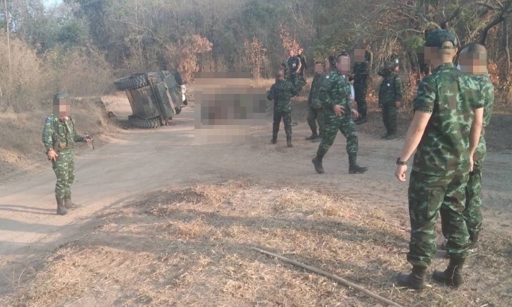 "กองทัพบก" เคลื่อนย้ายร่าง "นายร้อย" รถถังพลิกคว่ำ ประกอบพิธีทางศาสนา