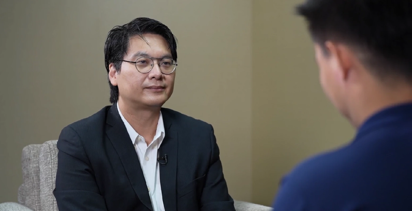 ดร.สติธร ธนานิธิโชติ ผู้อำนวยการสำนักนวัตกรรมเพื่อประชาธิปไตย สถาบันพระปกเกล้า