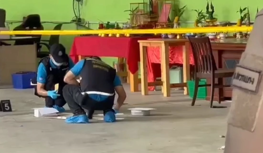 ผัว-เมีย ร้านทุเรียนดังระยอง ดอดมอบตัว ตร.แจ้งข้อหา ก่อนปล่อยกลับ