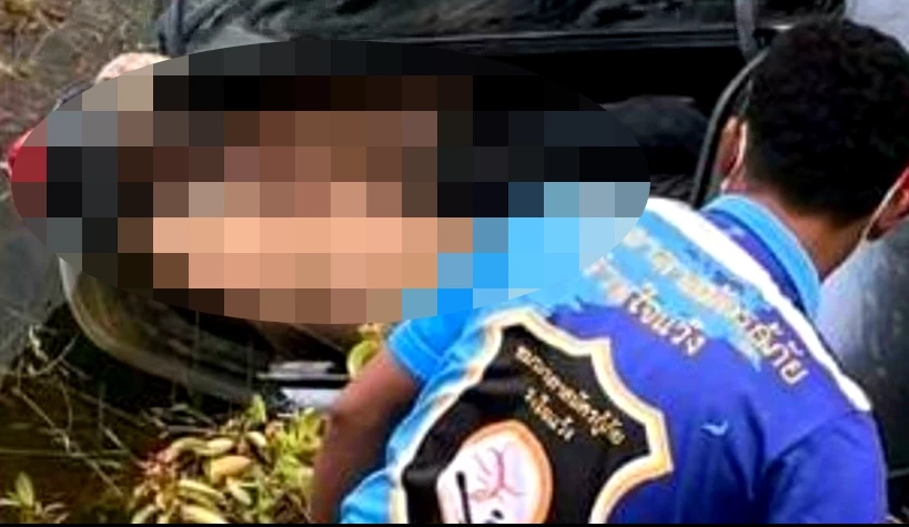 สุดโหด! คนร้ายฆ่า 3 ศพ ยัดท้ายรถเก๋ง ทิ้งบึงจือแรนราธิวาส