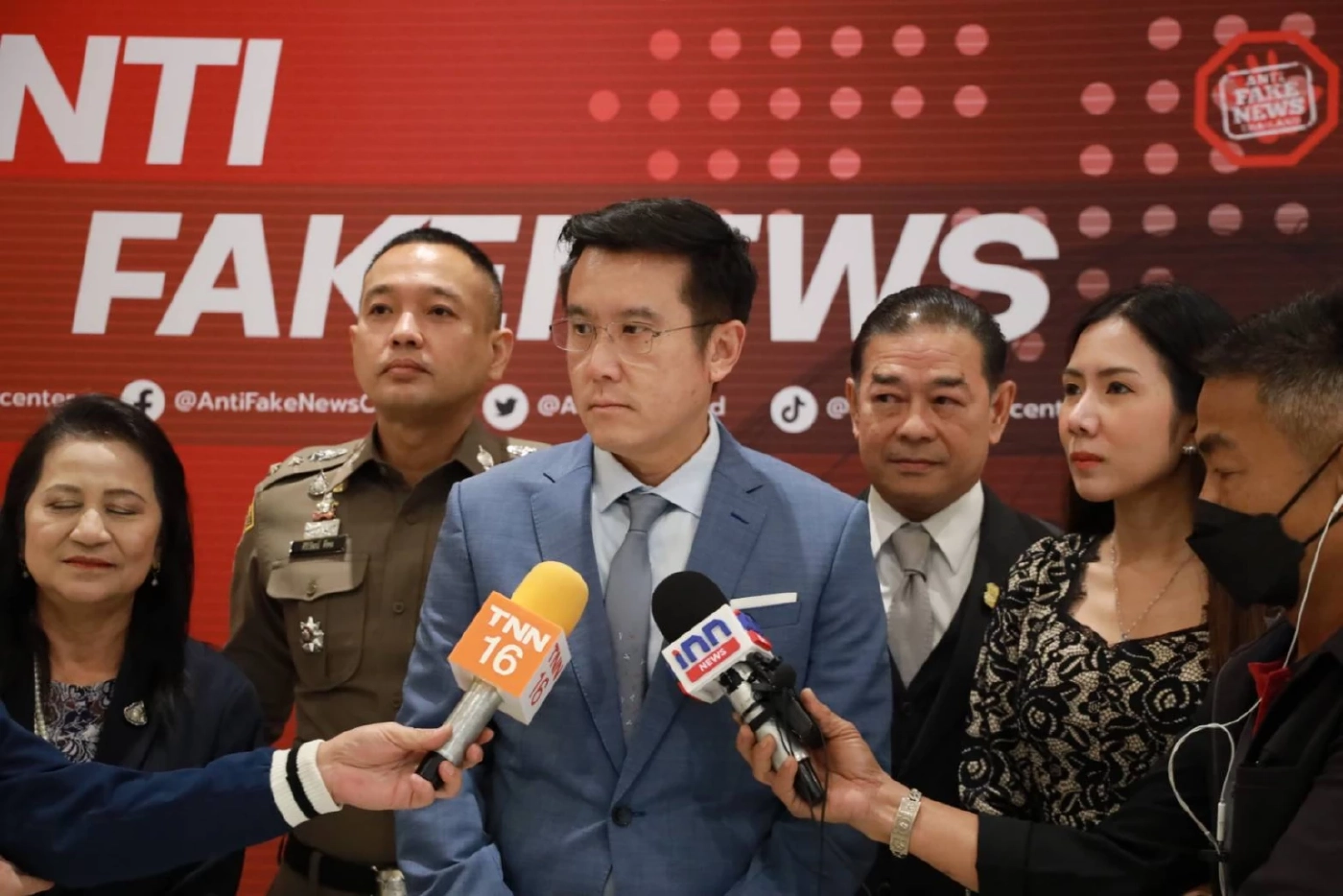 "ชัยวุฒิ" ดันบุหรี่ไฟฟ้าถูกกฎหมาย ชี้ เเก้ปัญหาส่วย เก็บภาษีเข้าชาติ