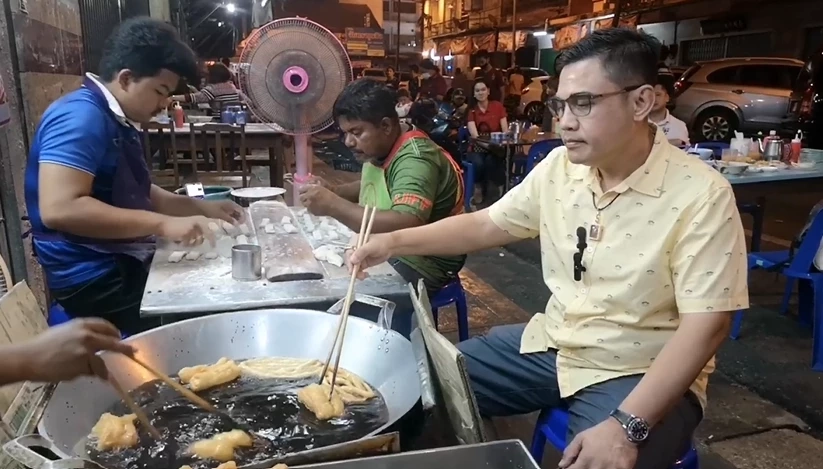 นายกองตรี ดร.ยศวัจน์ นิติวัจนานนท์ ที่ปรึกษารัฐมนตรีประจำสำนักนายก