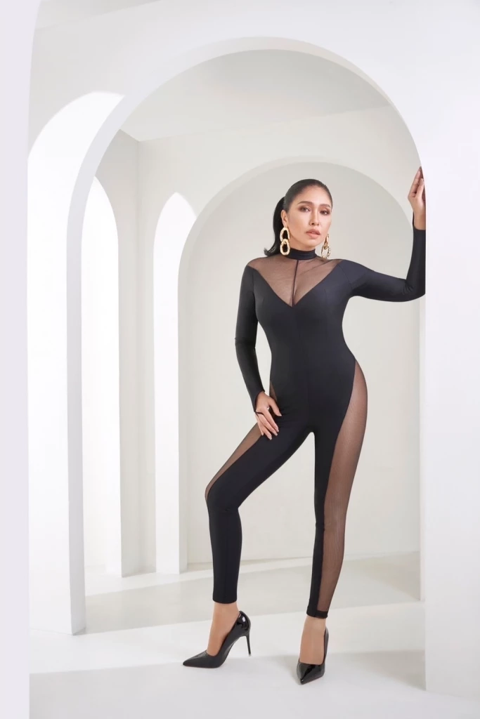 อายุ 56 แต่แซ่บมาก  “เอ้ ชุติมา” ถ่ายเซ็กซี่อวดหุ่นสับ สวยแล้ว โนแคร์ผู้ชาย