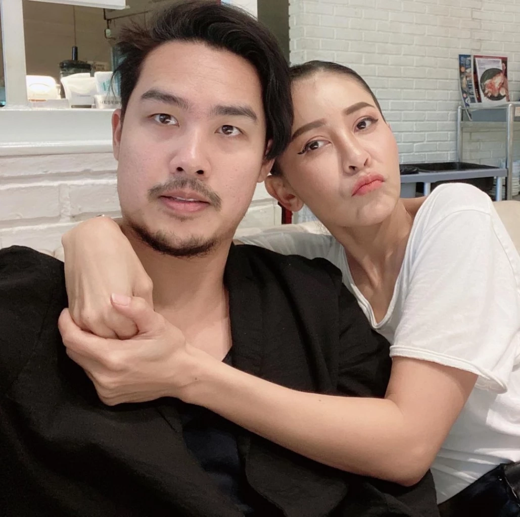 จบนะ “เป็กกี้ ศรีธัญญา” เปย์เงินล้านรัวๆให้สุดที่รัก ไม่แคร์คนด่าคนอวดผัว