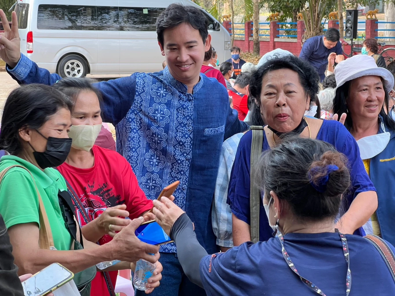 พิธา ลั่น ปฏิรูปที่ดิน เปลี่ยน ส.ป.ก. เป็นโฉนด 