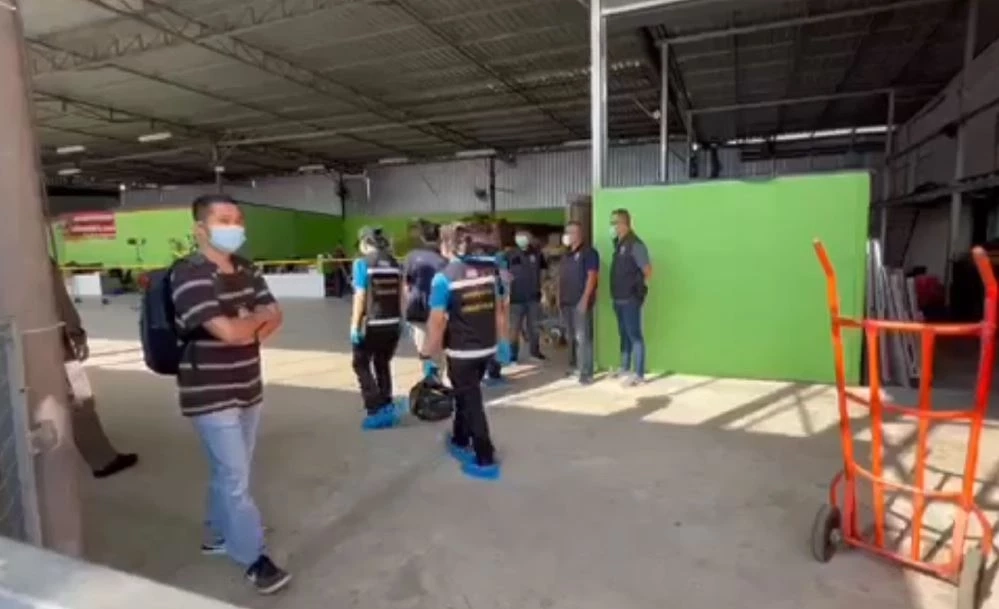 ผัว-เมีย ร้านทุเรียนดังระยอง ดอดมอบตัว ตร.แจ้งข้อหา ก่อนปล่อยกลับ