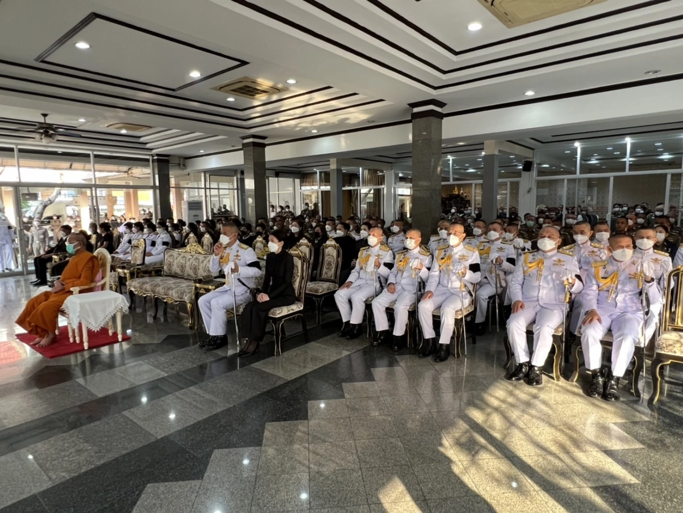 พิธีพระราชทานเพลิงศพ ปรับ 4 ขั้น 5 ชั้นยศ  "ผู้หมวดเศรษฐการ"