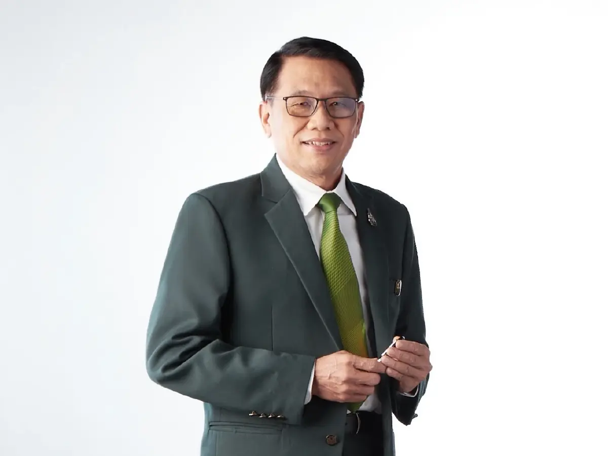 นายธนารัตน์ งามวลัยรัตน์ ผู้จัดการธนาคารเพื่อการเกษตรและสหกรณ์การเกษตร (ธ.ก.ส.)
