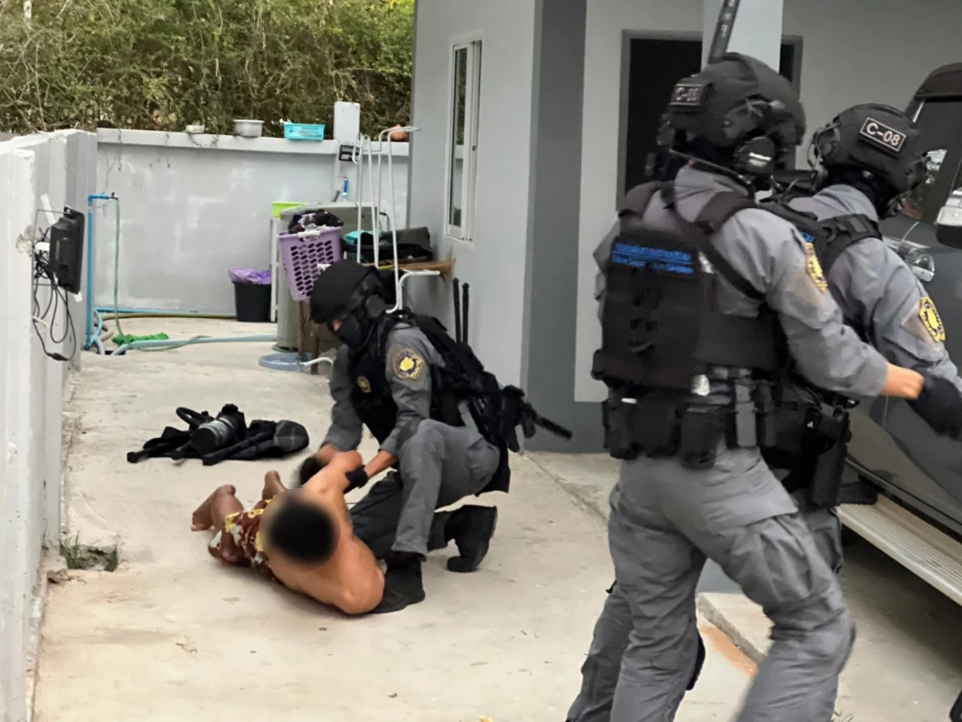 ปิดเมือง “ร้อยเอ็ด” จับจอมโจรเหนือเมฆ งัดตู้เซฟปั๊มน้ำมันกว่า 30 แห่ง