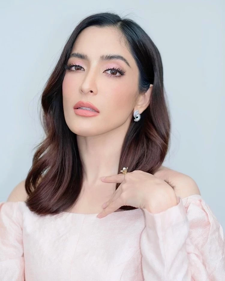 พิ้งค์กี้ สาวิกา ไชยเดช