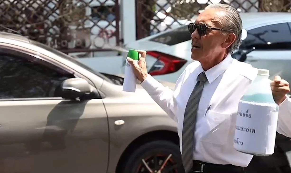 "ชูวิทย์" แฉปมเงินทอนรถไฟฟ้าสายสีส้ม ปะทะคารมเดือด เลขาฯ รมว.คมนาคม (มีคลิป)