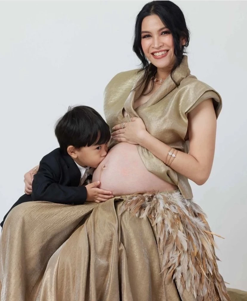 “อี๊ฟ พุทธธิดา“ คลอดลูกสาวแล้ว ”น้องมีตังค์” เชื่อดวงจิตคุณพ่อมาเกิดใหม่