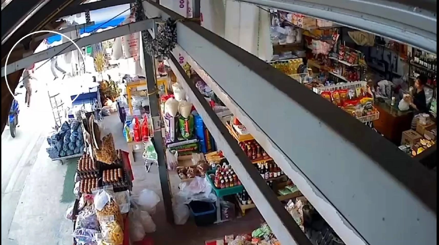 หนุ่มเมืองนนท์รอดปาฏิหาริย์ ถูกจ่อยิงเผาขน 2 รอบ นัดแรกไม่ออก นัดสองไม่โดน