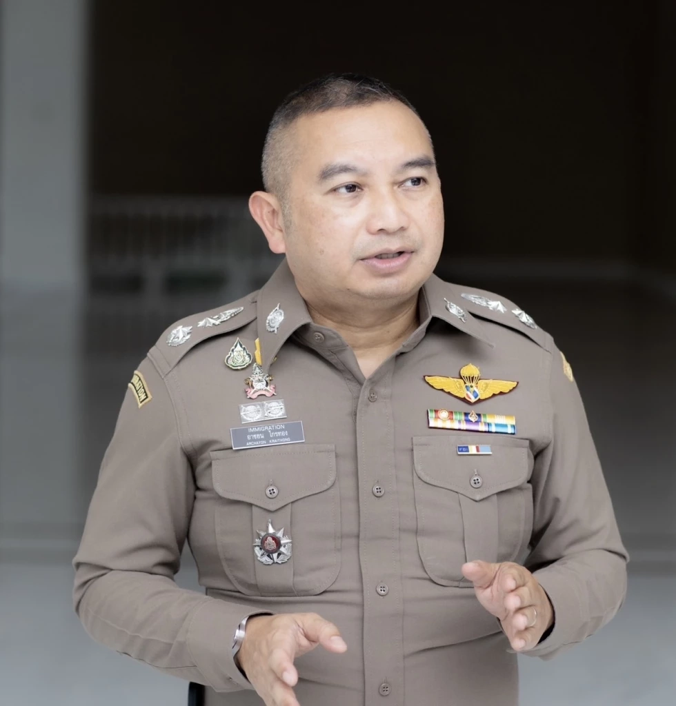 พล.ต.ต.อาชยน ไกรทอง โฆษกสำนักงานตำรวจแห่งชาติ 