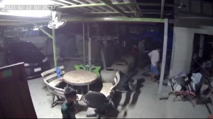 วงจรปิดจับภาพนาทีเกิดเหตุยิงถล่ม