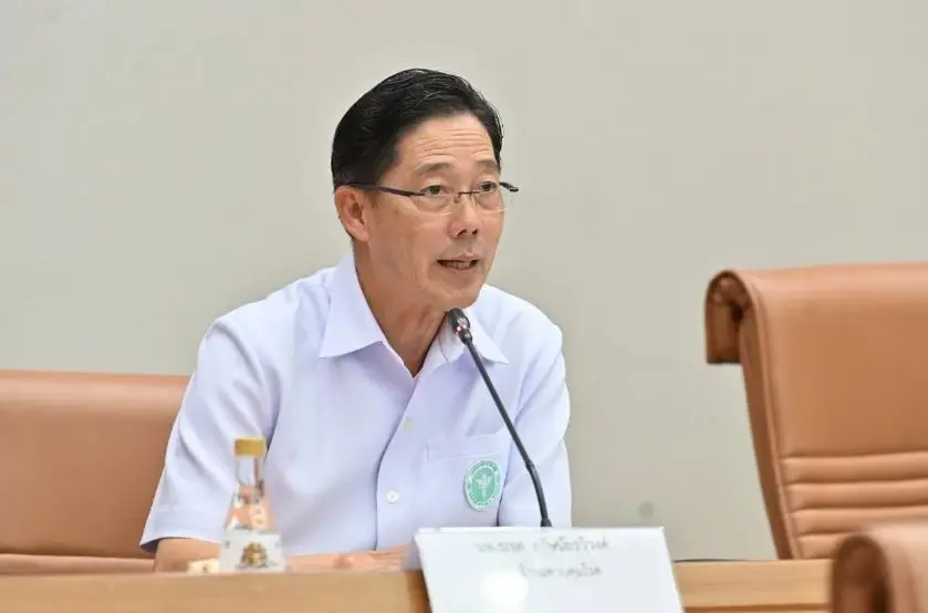 นพ.ธเรศ กรัษนัยรวิวงค์ อธิบดีกรมควบคุมโรค