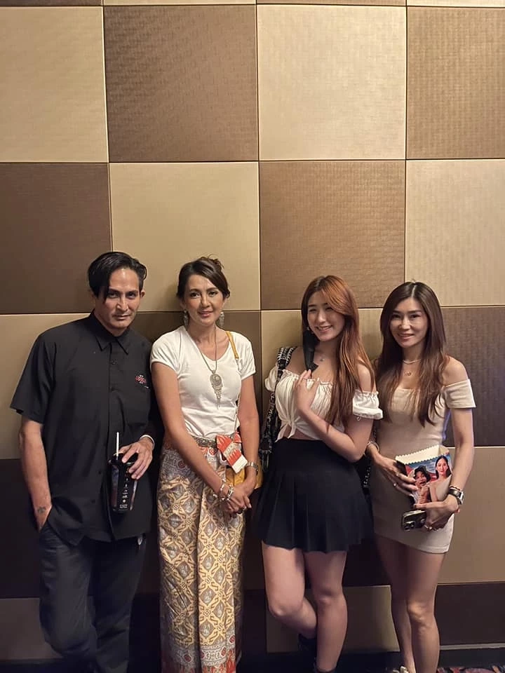 เปิดภาพ เรย์ อิสริยะ อดีตนางงาม ปัจจุบันยังคงสวยอมตะ  