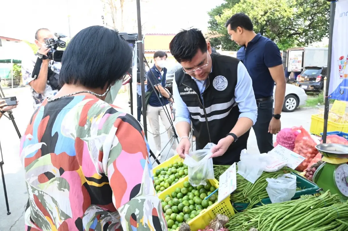 “พาณิชย์ - ส.ตลาดกลางฯ" จัดโมบาย เร่งจำหน่าย "มะนาว"ราคาส่ง