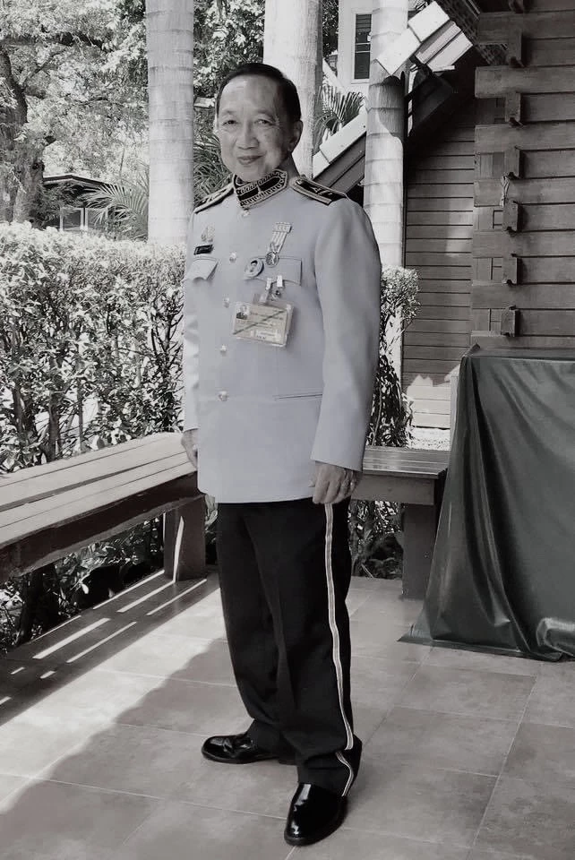  ม.ร.ว.สมลาภ กิติยากร