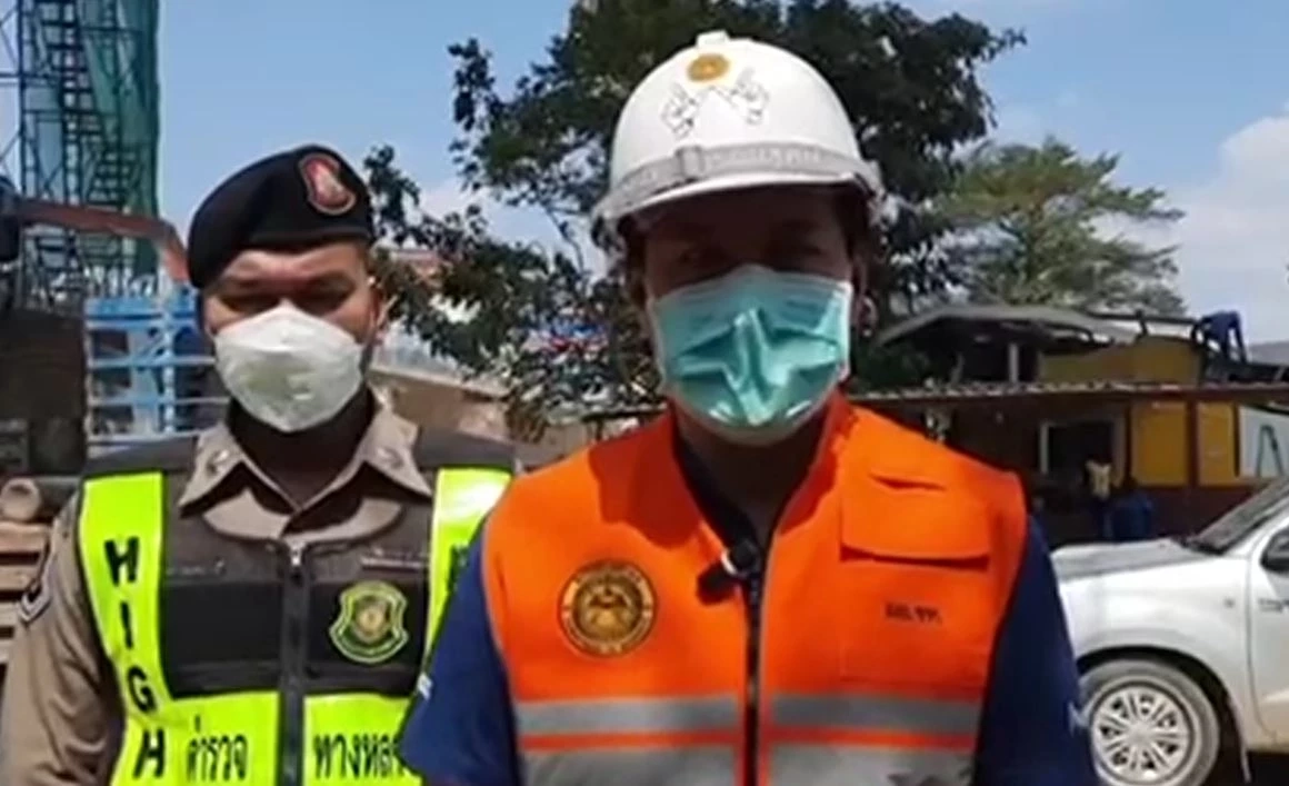 คานปูน น้ำหนัก 40 ตัน หล่นทับป้อมตำรวจทางหลวง สั่งหยุดก่อสร้างทันที