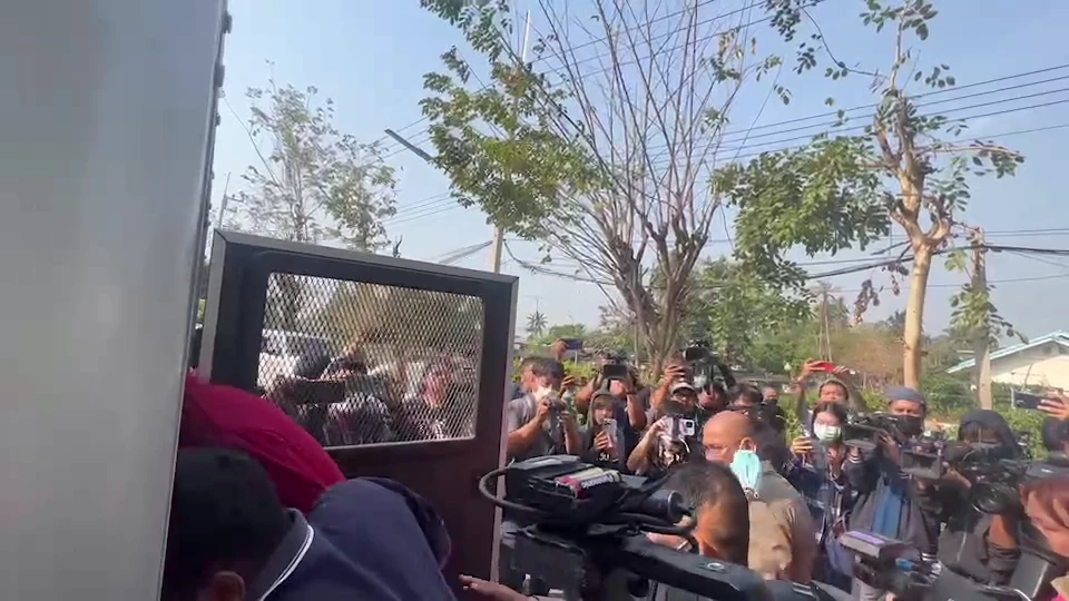 พ่อสวมกอด"พุด"ร่ำไห้ เคยเตือนให้ห่าง"นิ่ม" แต่ลูกไม่ฟังเพราะรักเมียมาก