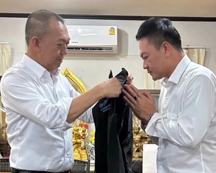 เฉลิมชัย หมายมั่นส่ง ธนธัส ขุนนุช อดีตรองนายกเทศมนตรีเมืองสมุทรสงคราม บี้ เจ๊โอ๋