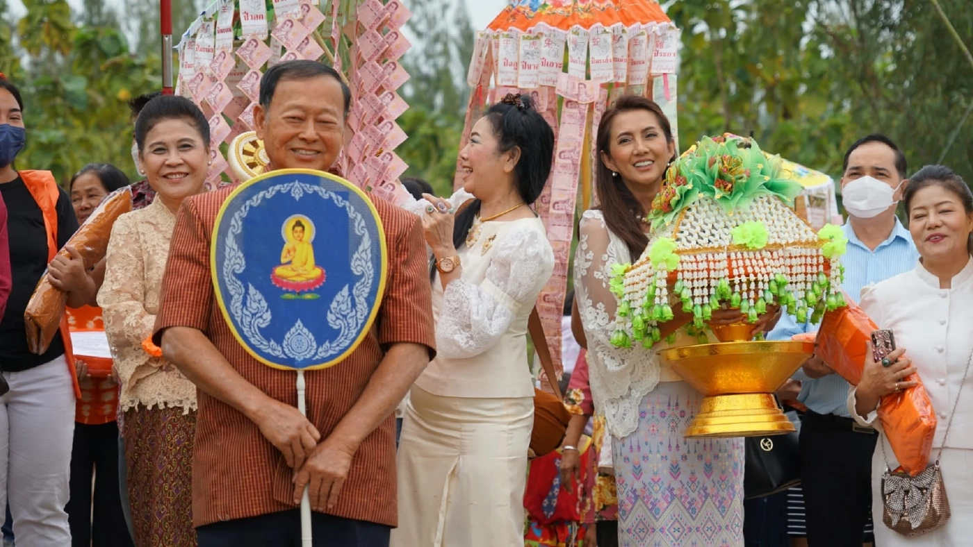 เปิดภาพ เรย์ อิสริยะ อดีตนางงาม ปัจจุบันยังคงสวยอมตะ  