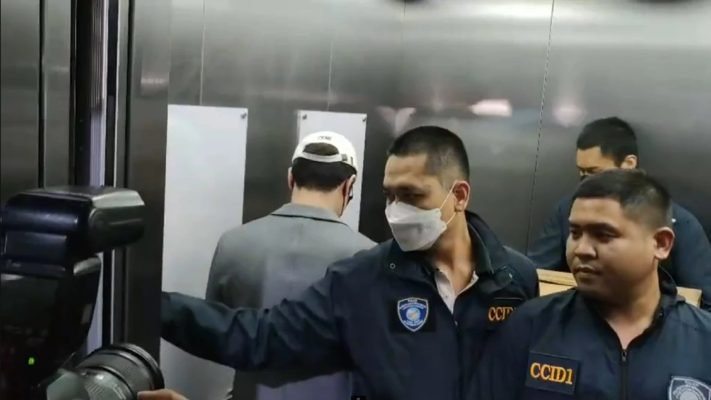 คุมตัว "เมฆ รามา"สอบต่อสอท. เจ้าตัวเครียด-ไม่ตอบคำถาม