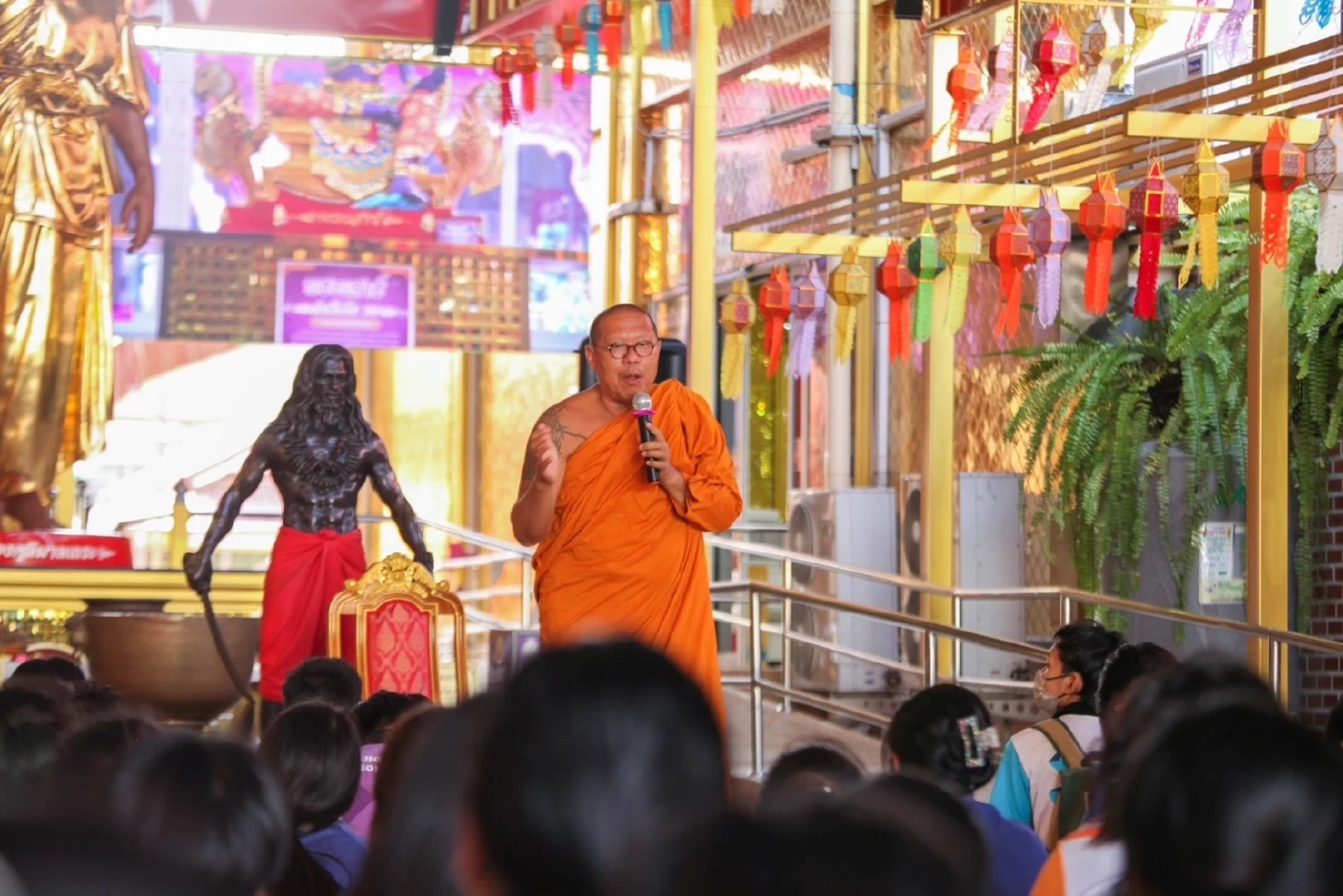 ดราม่าสนั่น! หลวงพี่น้ำฝนด่ากราด นศ. หลังอาจารย์ส่งมาอบรม เพิ่มคะแนนเสริม