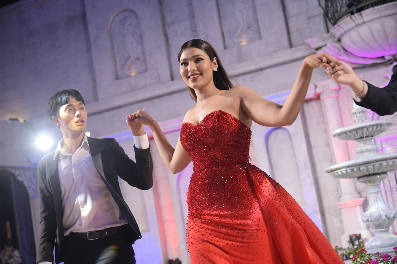30 หนุ่มสาว กองซูปร้าฯ 2023  ครีเอทโชว์เปิดตัว