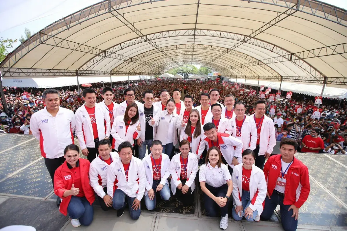 พรรคเพื่อไทยยกทัพปราศรัยที่ จ. นครราชสีมา 