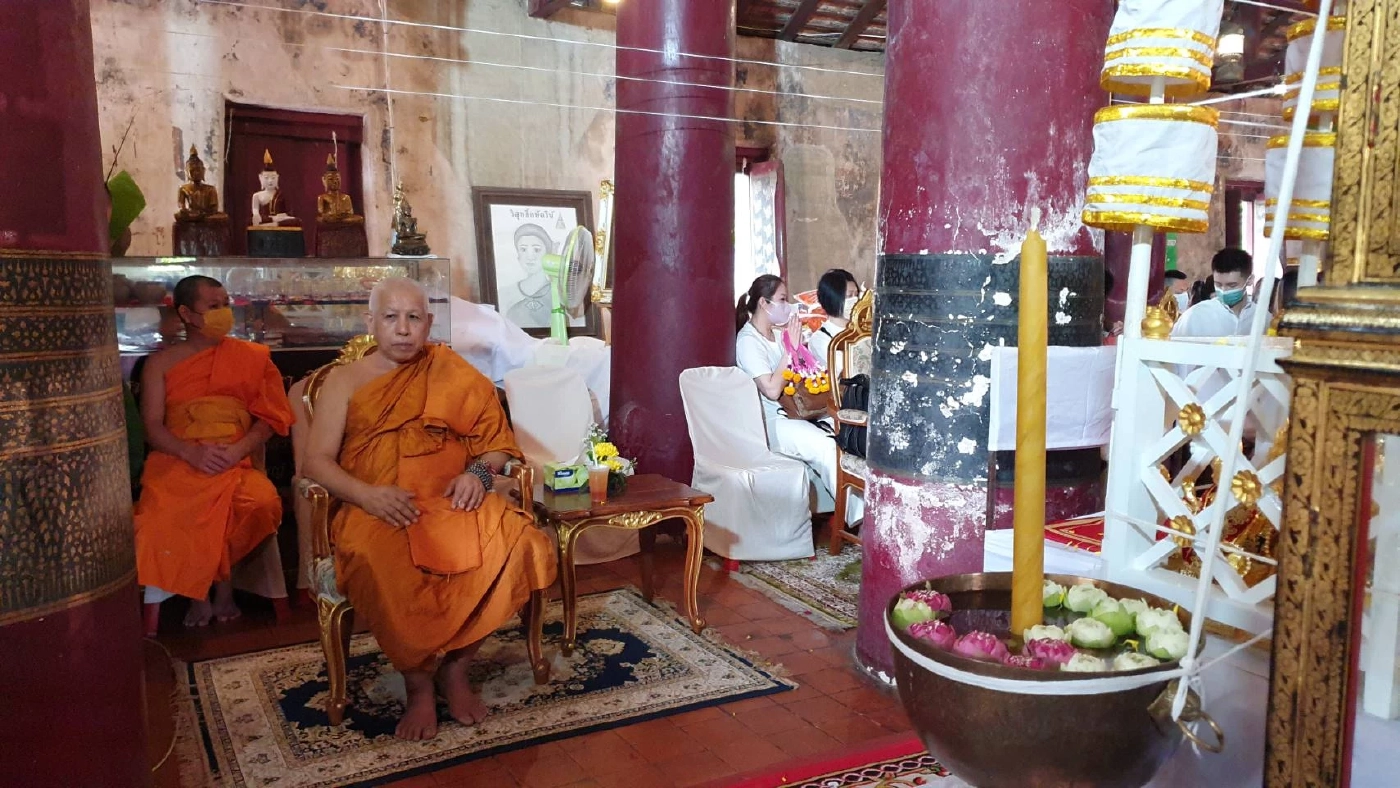 ปังไม่ไหว! ชาวไต้หวันสายมู แน่นวัดดังพิษณุโลก สร้างวัตถุมงคลกลับไปบูชา