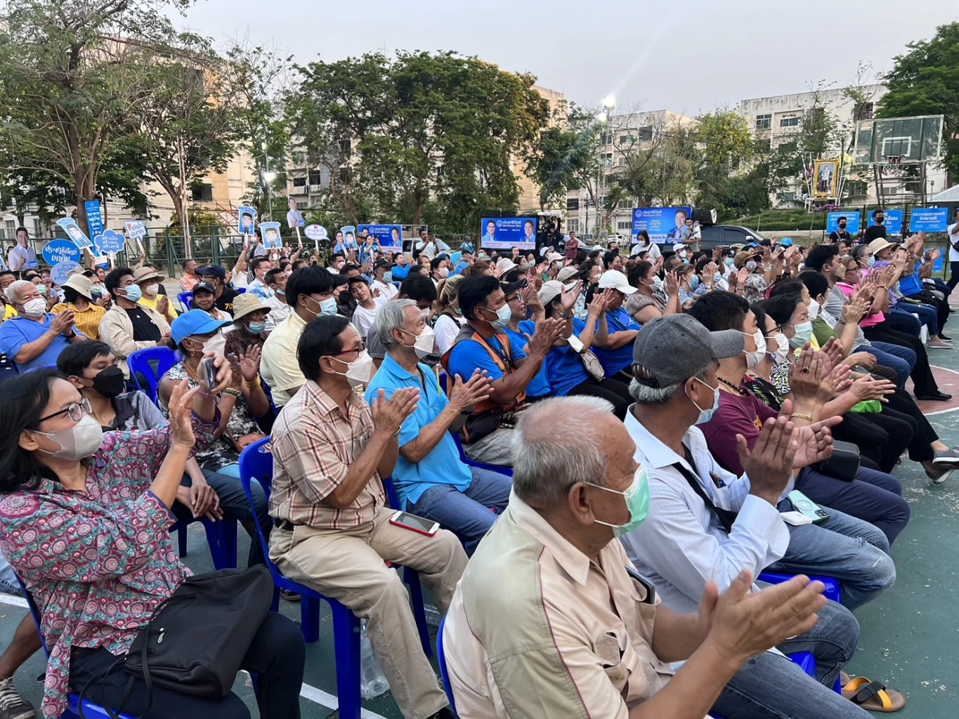 "มาดามเดียร์" อ้อนคะแนนเลือกทั้งคน-พรรค ชูนโยบายแก้เหลื่อมล้ำ ทำได้จริง