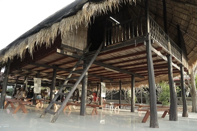 ศูนย์วัฒนธรรมไทยทรงดำ ดอนมะนาว