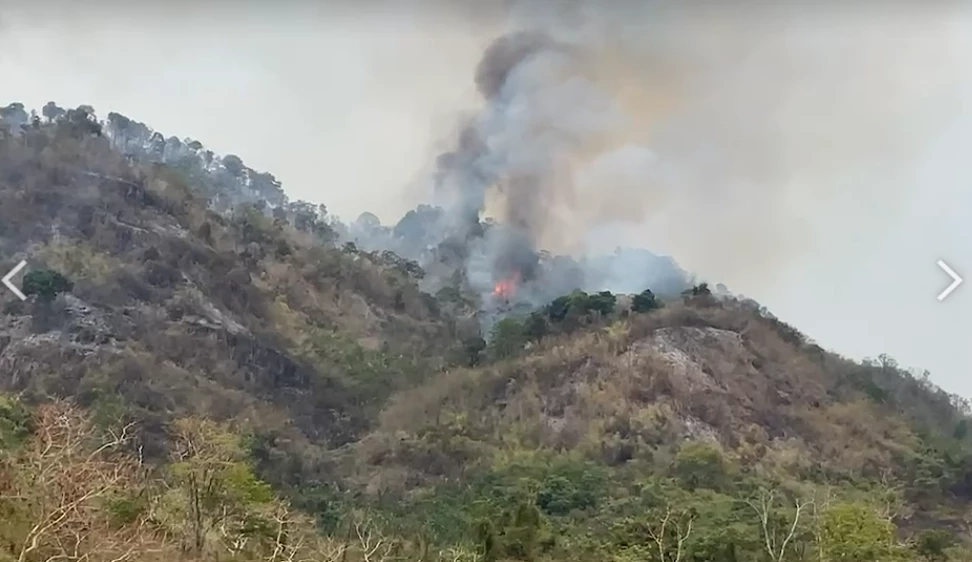 หวั่นไฟป่านครนายก ลามพื้นที่มรดกโลก หน่วยงานเกี่ยวข้อง เร่งระดมกำลังสกัด