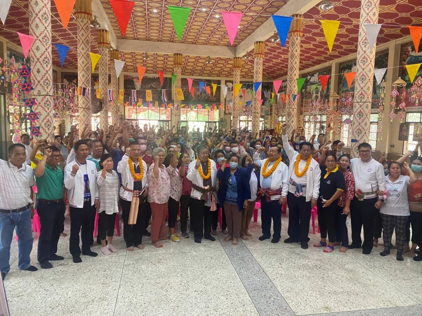 ทหารเก่าแท็กทีม! "บิ๊กแอ๊ด-บิ๊กอี๊ด" ลุยขอนแก่น ช่วยผู้สมัคร พปชร. หาเสียง