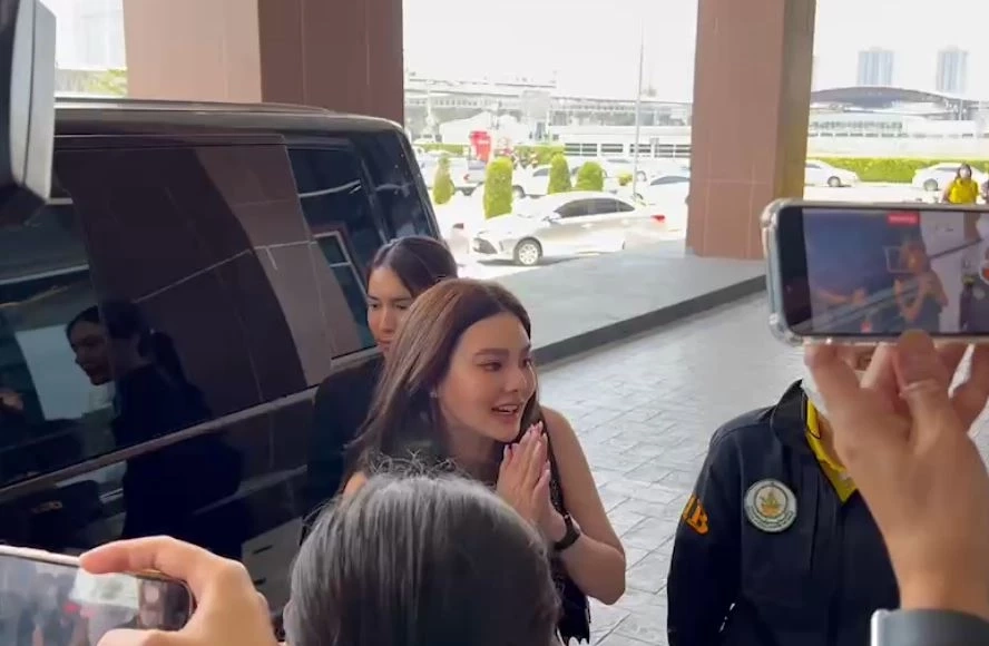 "ดิว อริสรา" เข้าให้ปากคำตำรวจไซเบอร์ คดี"มาเก๊า 888"