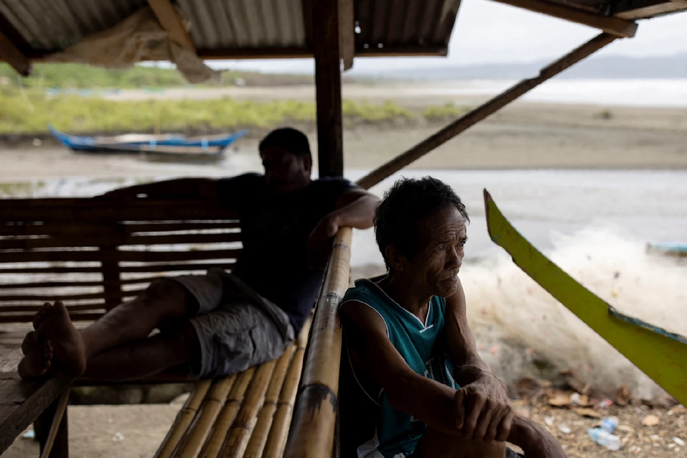น้ำมันรั่วลงทะเลในฟิลิปปินส์ ส่งผลชาวบ้านล้มป่วย