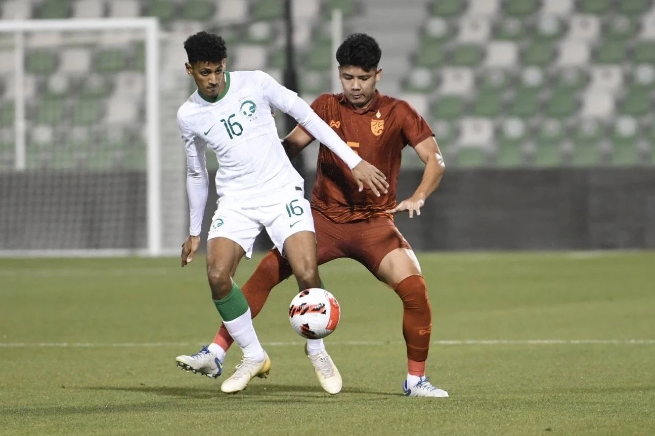 "ทีมชาติไทย U23" ไล่เจ๊าซาอุฯทดเจ็บ 2-2 "โค้ชหระ" ชมลูกทีมสู้สุดใจ (คลิป)