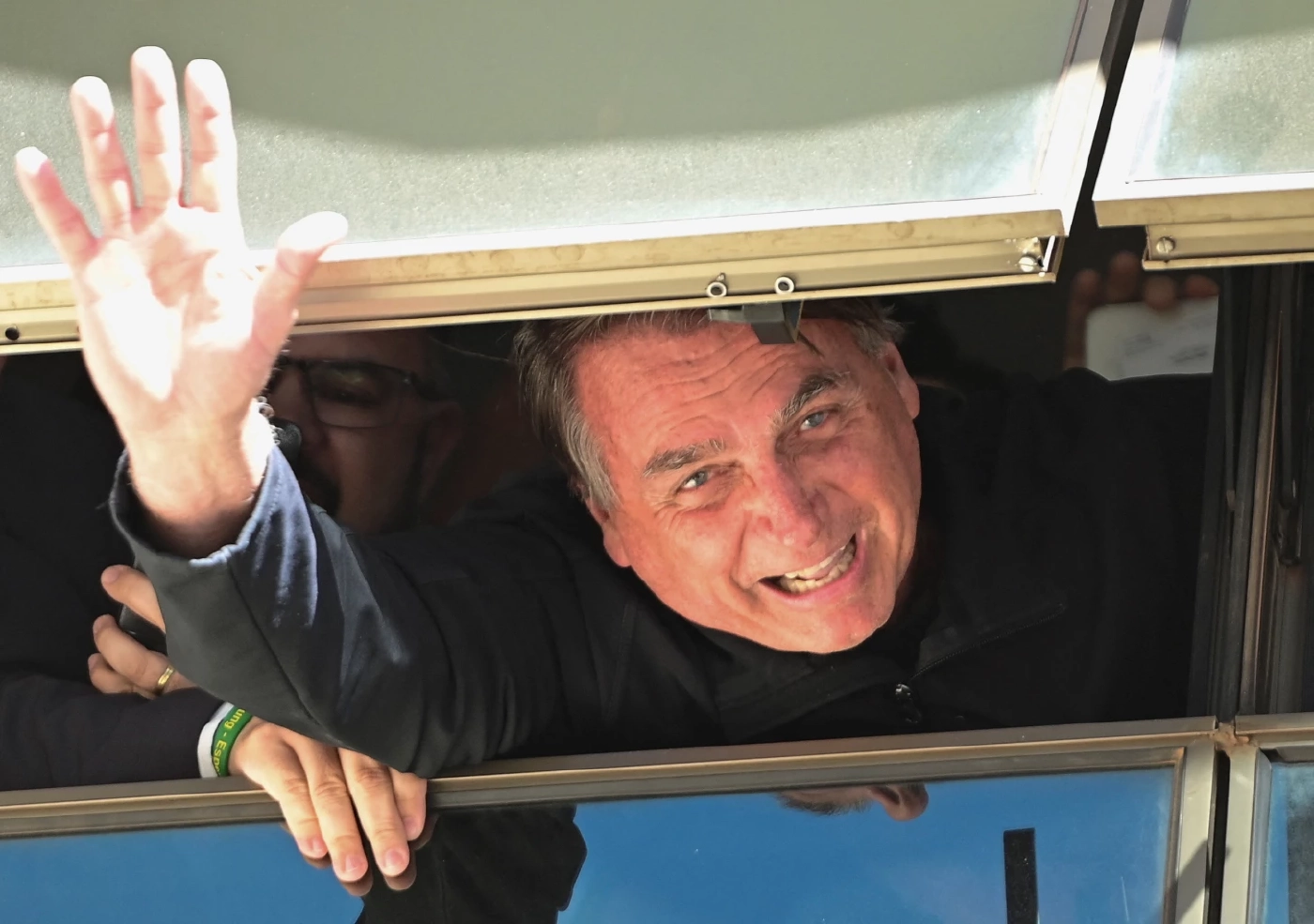 อดีตผู้นำบราซิล กลับประเทศครั้งแรก หลังเหตุจลาจล