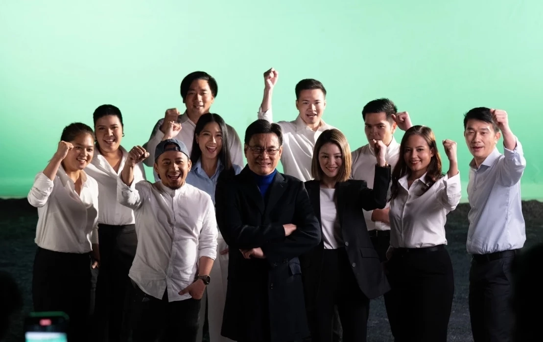 "ปชป." ยัน "เมธี ลาบานูน" ร้องเพลง MV เช้าวันใหม่ ไม่ผิดระเบียบ กกต.