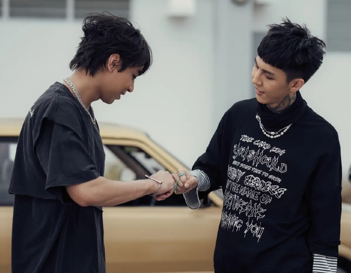 Paper Planes ปลื้มปริ่ม ขอบคุณแฟนคลับ ทรงอย่างแบด ทะลุ 100 ล้านวิว 
